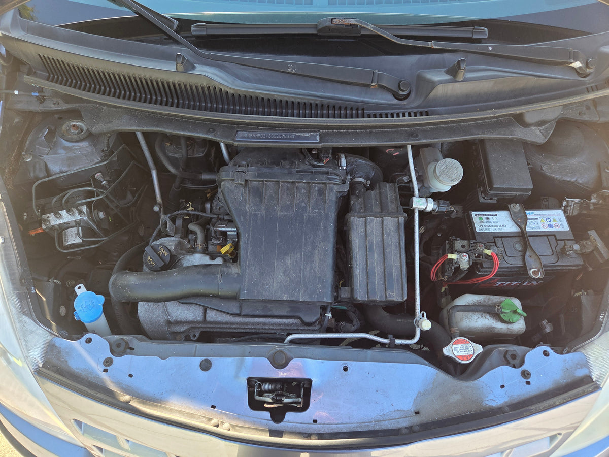 Nissan Pixo