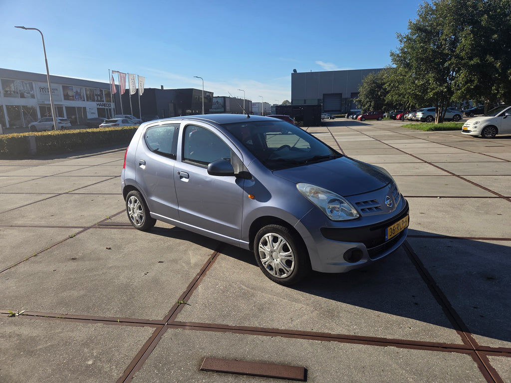 Nissan Pixo