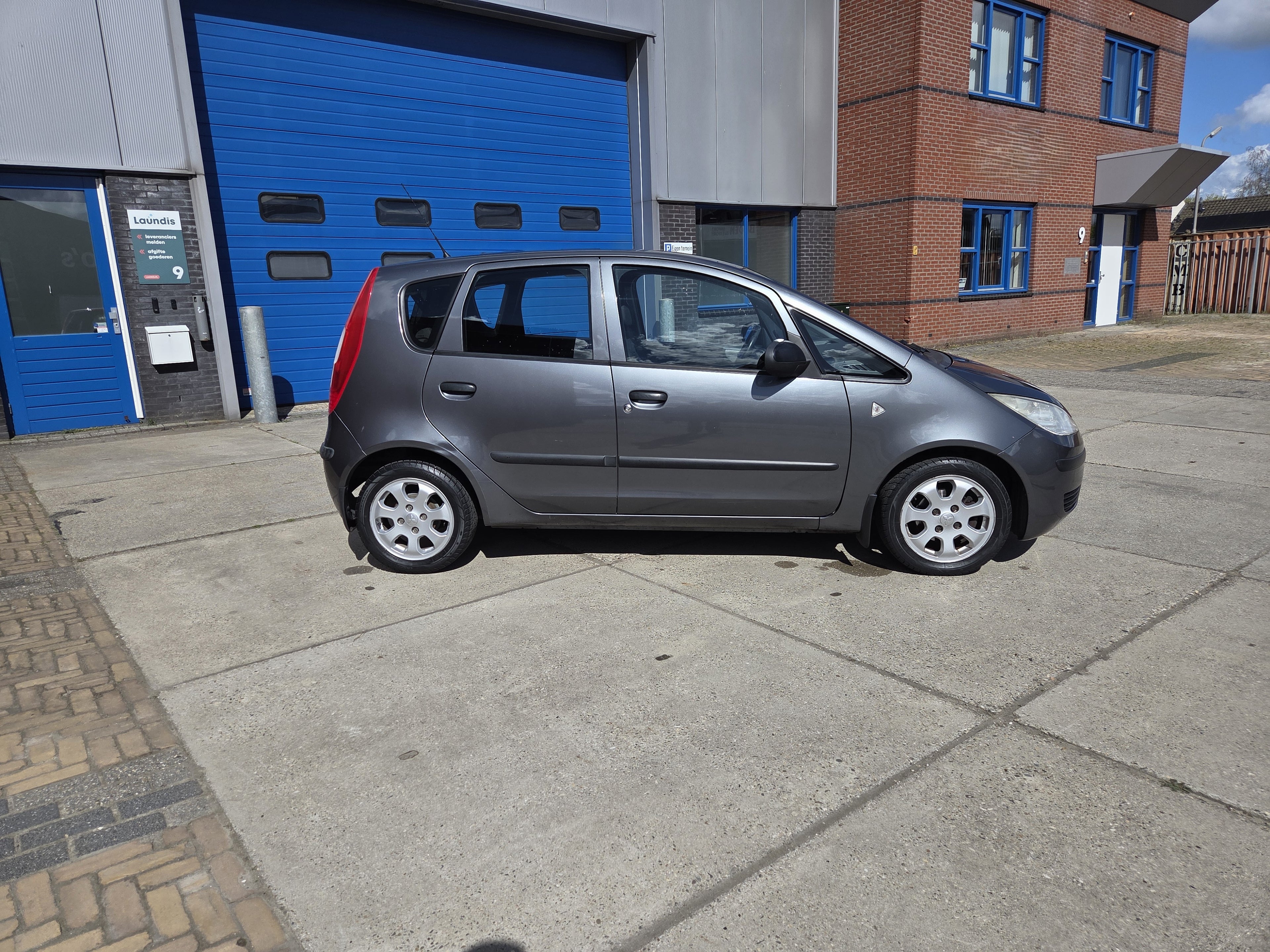 Mitsubishi Colt