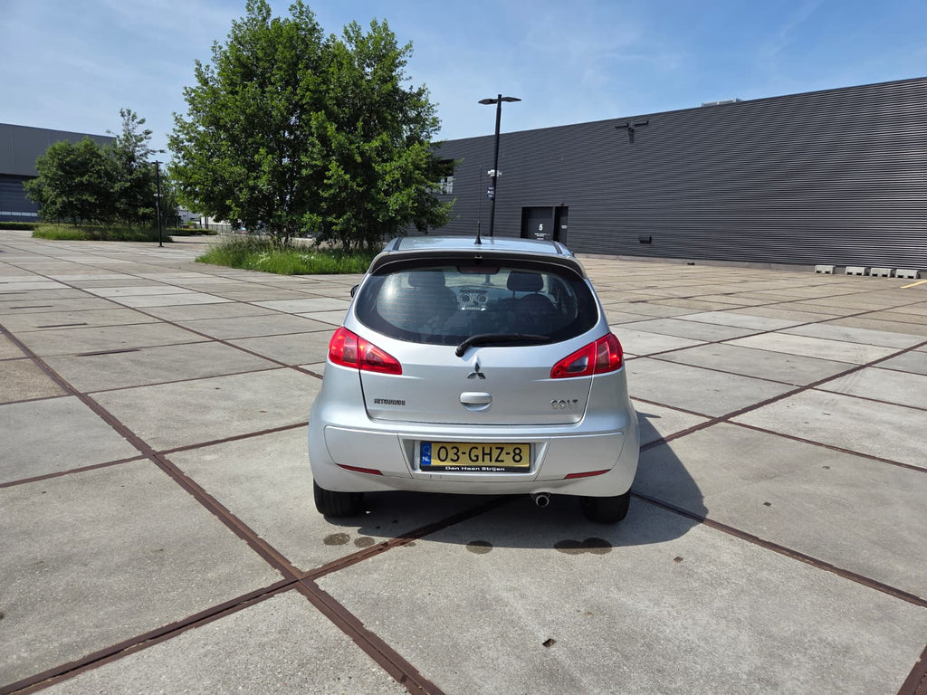 Mitsubishi Colt