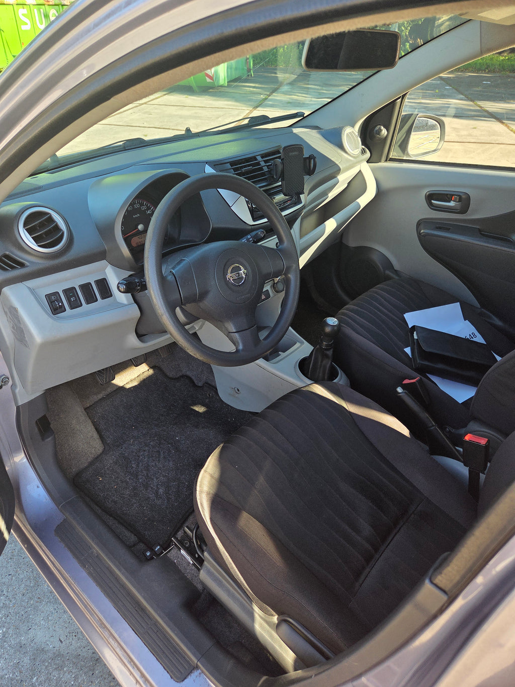 Nissan Pixo